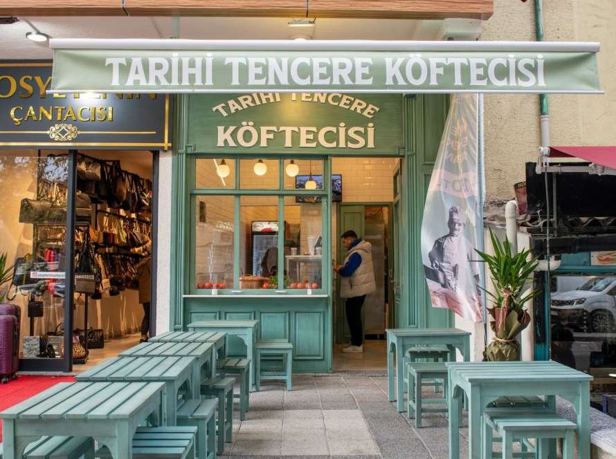 Tarihi Tencere Köftecisi